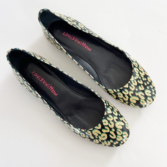 Louis Vuitton Feline Patent Ballerina Flats - Picture 2 of 14